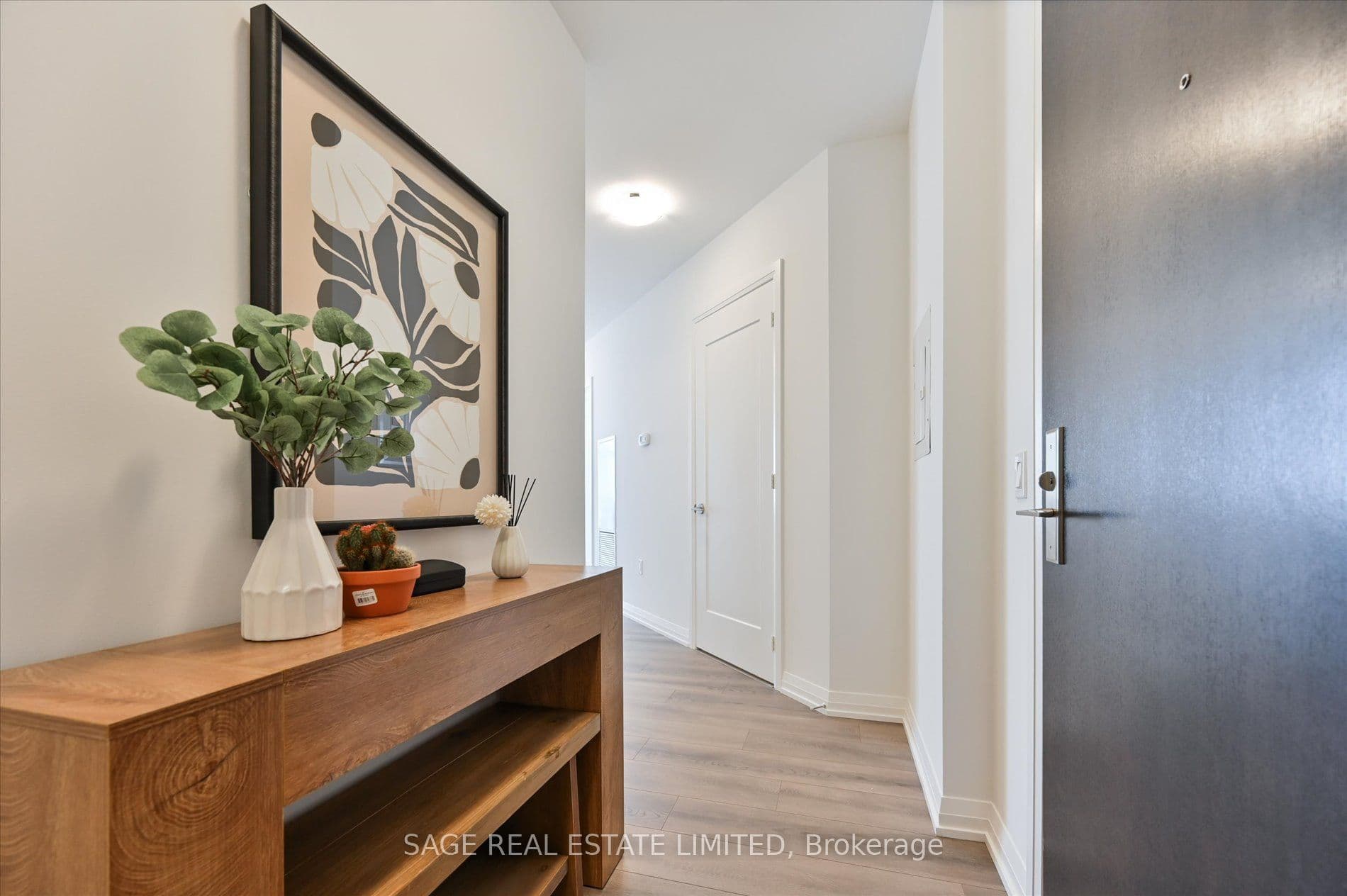 9000 Jane Street 2518, Vaughan, ON L4K 0M6