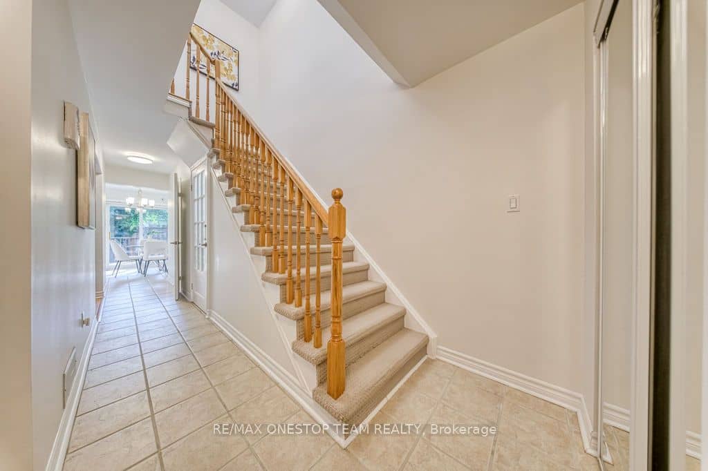 1376 Hazel Mccleary Drive, Oakville, ON L6J 7B1