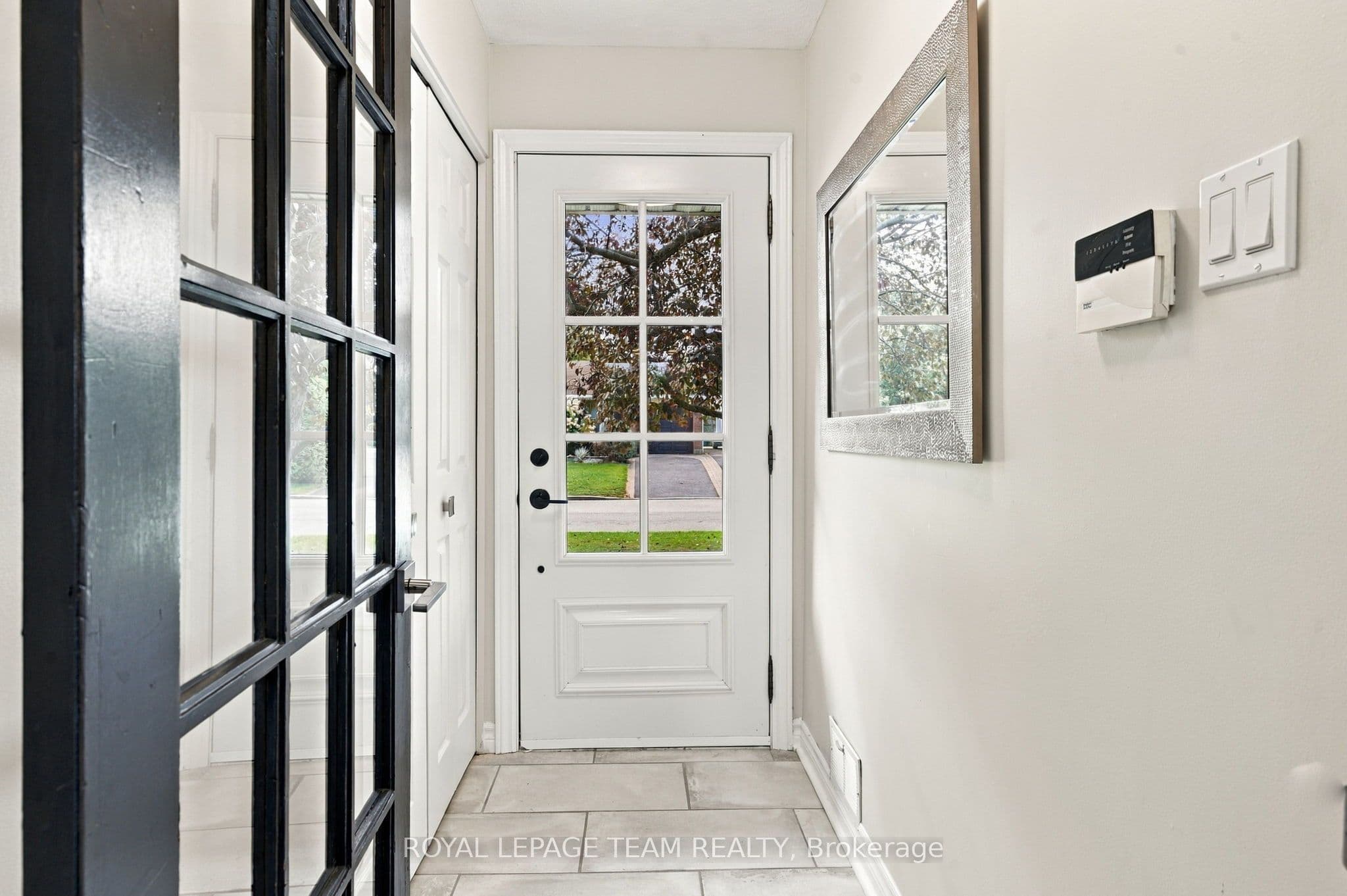 1377 Fontenay Crescent, Hunt Club - South Keys and Area, ON K1V 7K5