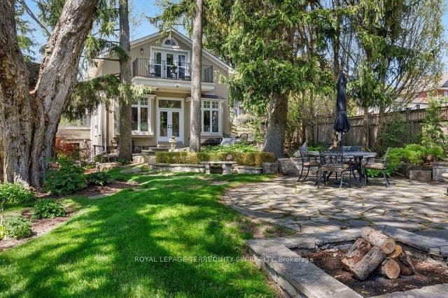 41 Kennedy Street W, Aurora, ON L4G 2L6