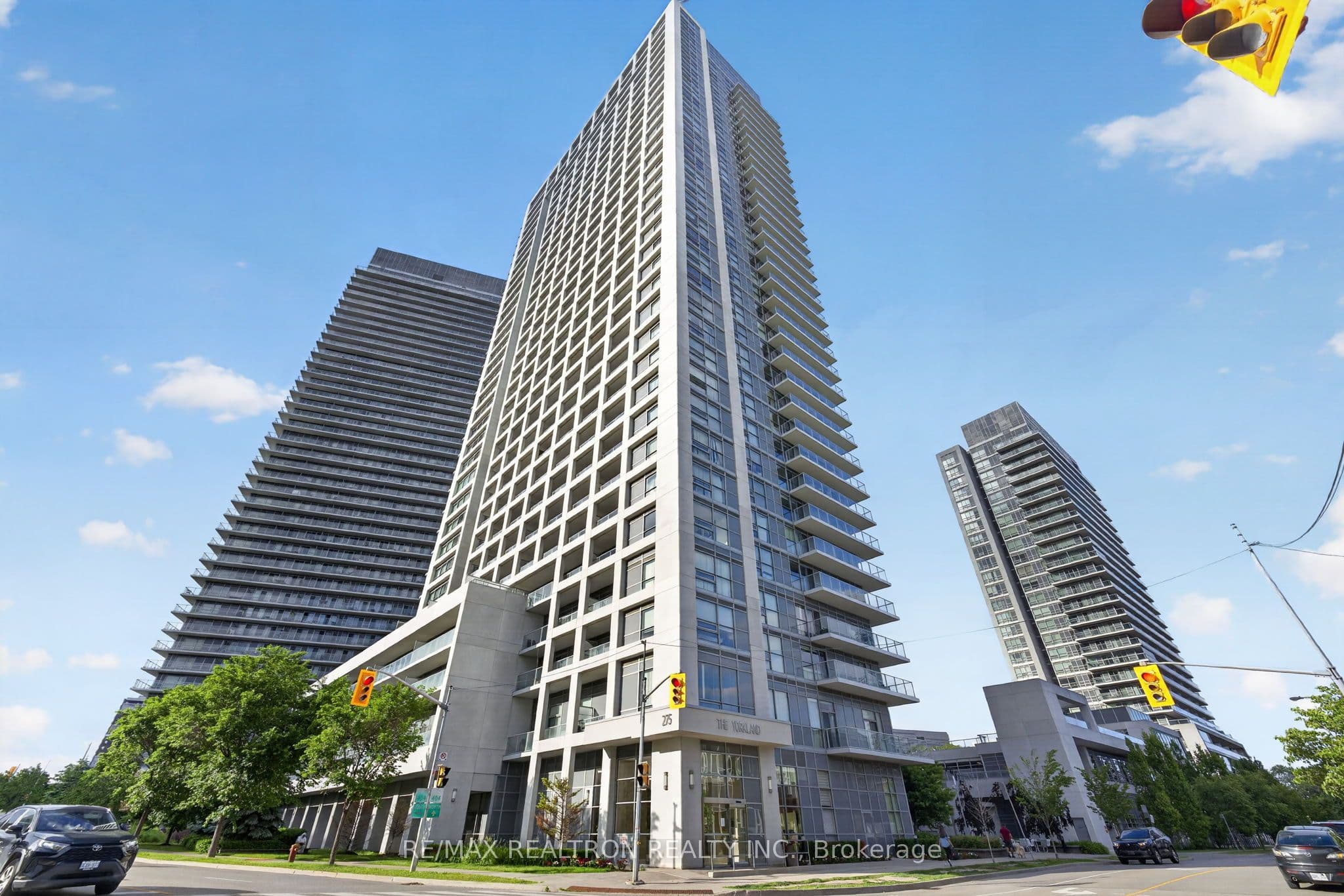 275 Yorkland Road, Toronto, ON M2J 0B3