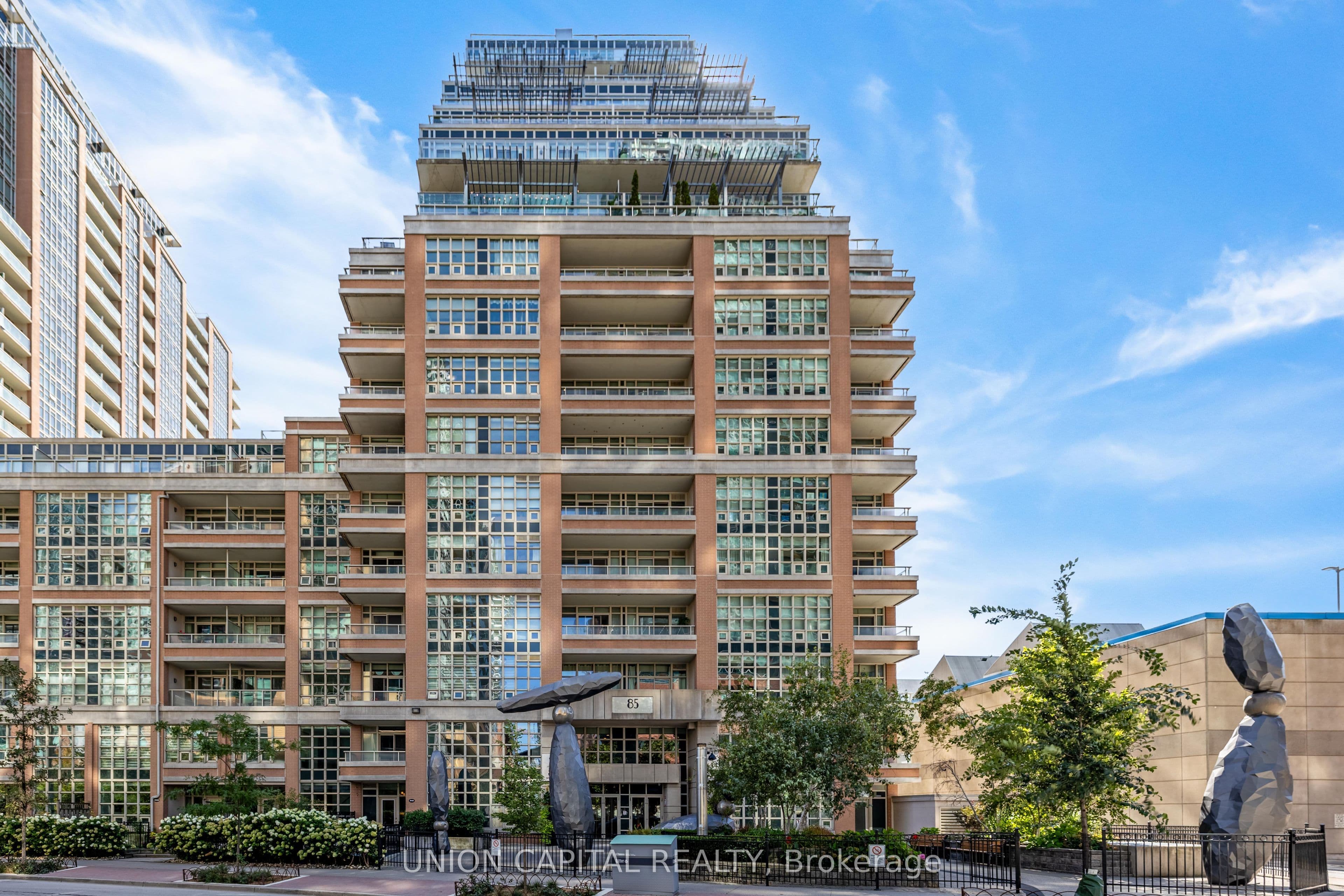 85 East Liberty Street 1521, Toronto, ON M6K 3R4