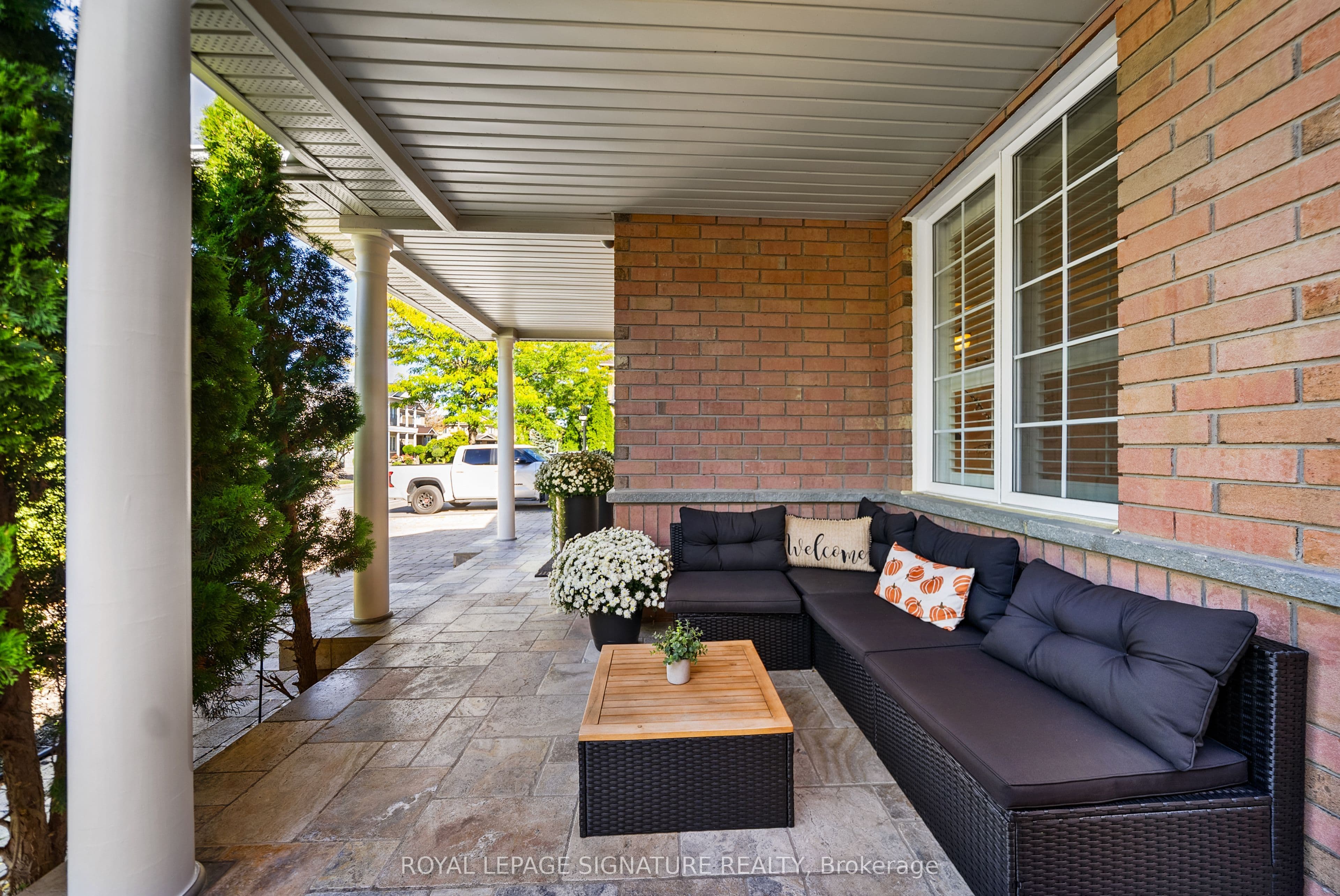 19 Dace Drive, Vaughan, ON L4H 2C2