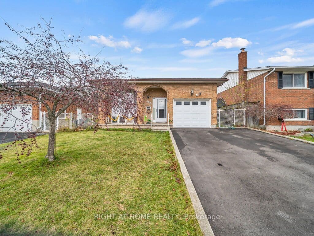 125 Stonyburn Crescent, Cambridge, ON N1R 7X2