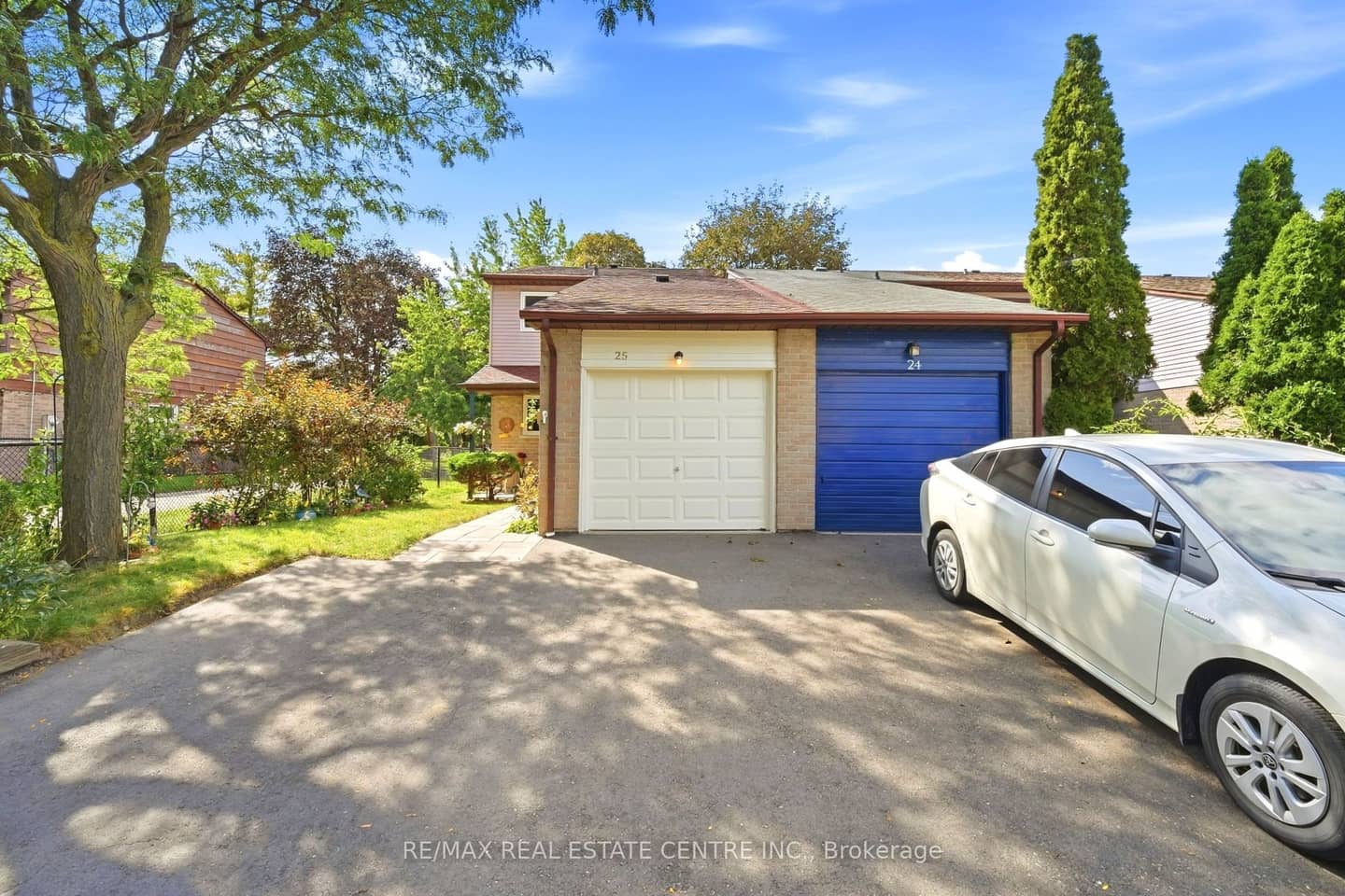 25 Scottsdale Court, Brampton, ON L6W 3R8