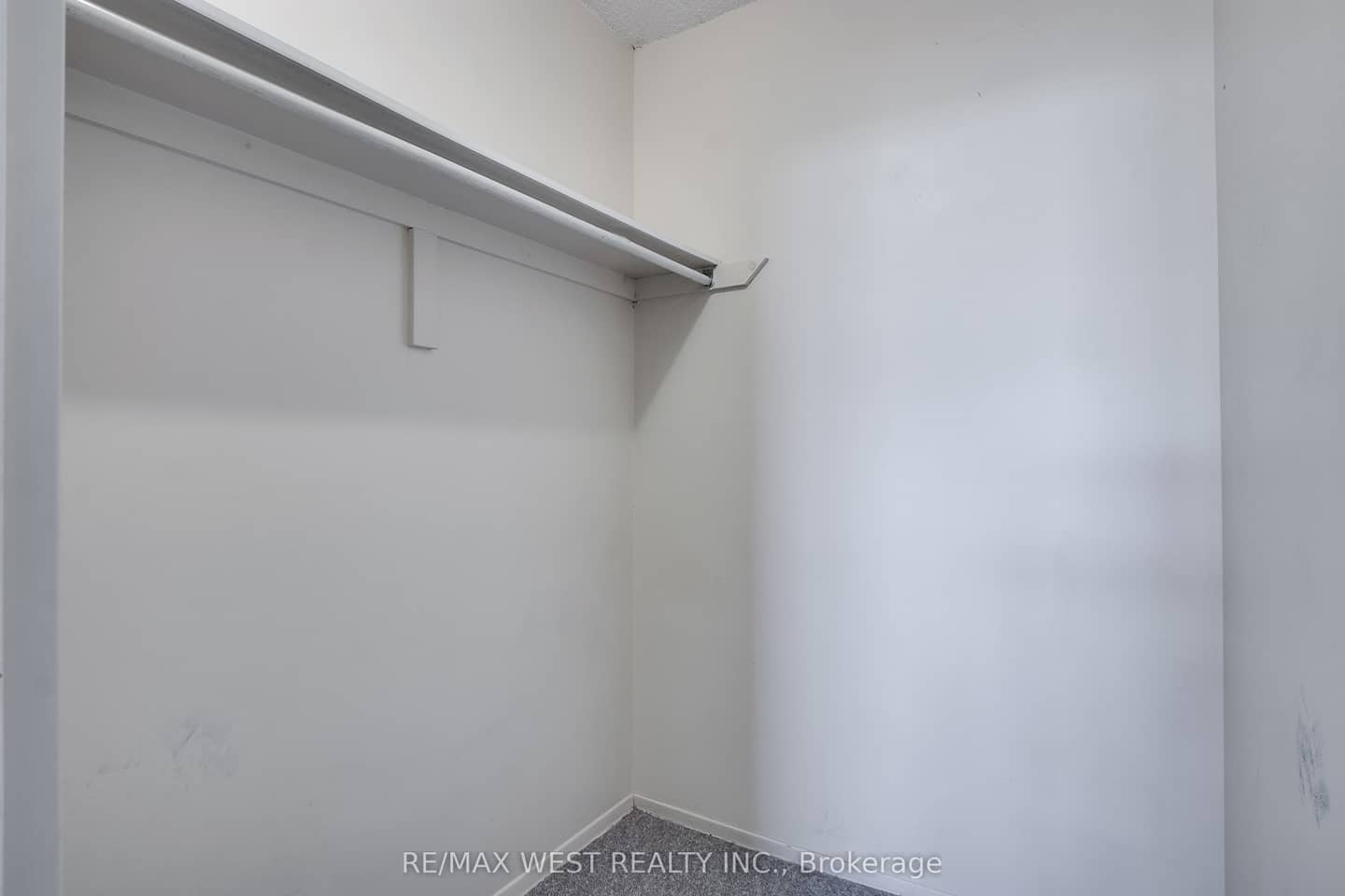 234 Albion Road 2107, Toronto, ON M9W 6A5
