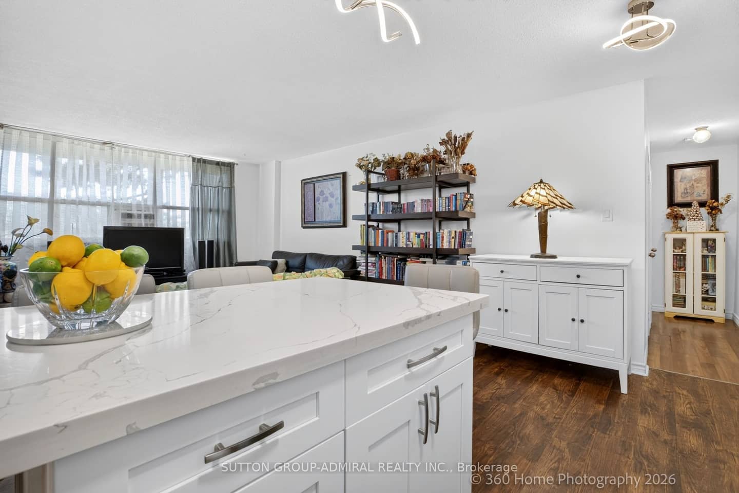 80 Grandravine Drive 202, Toronto, ON M3J 1B2