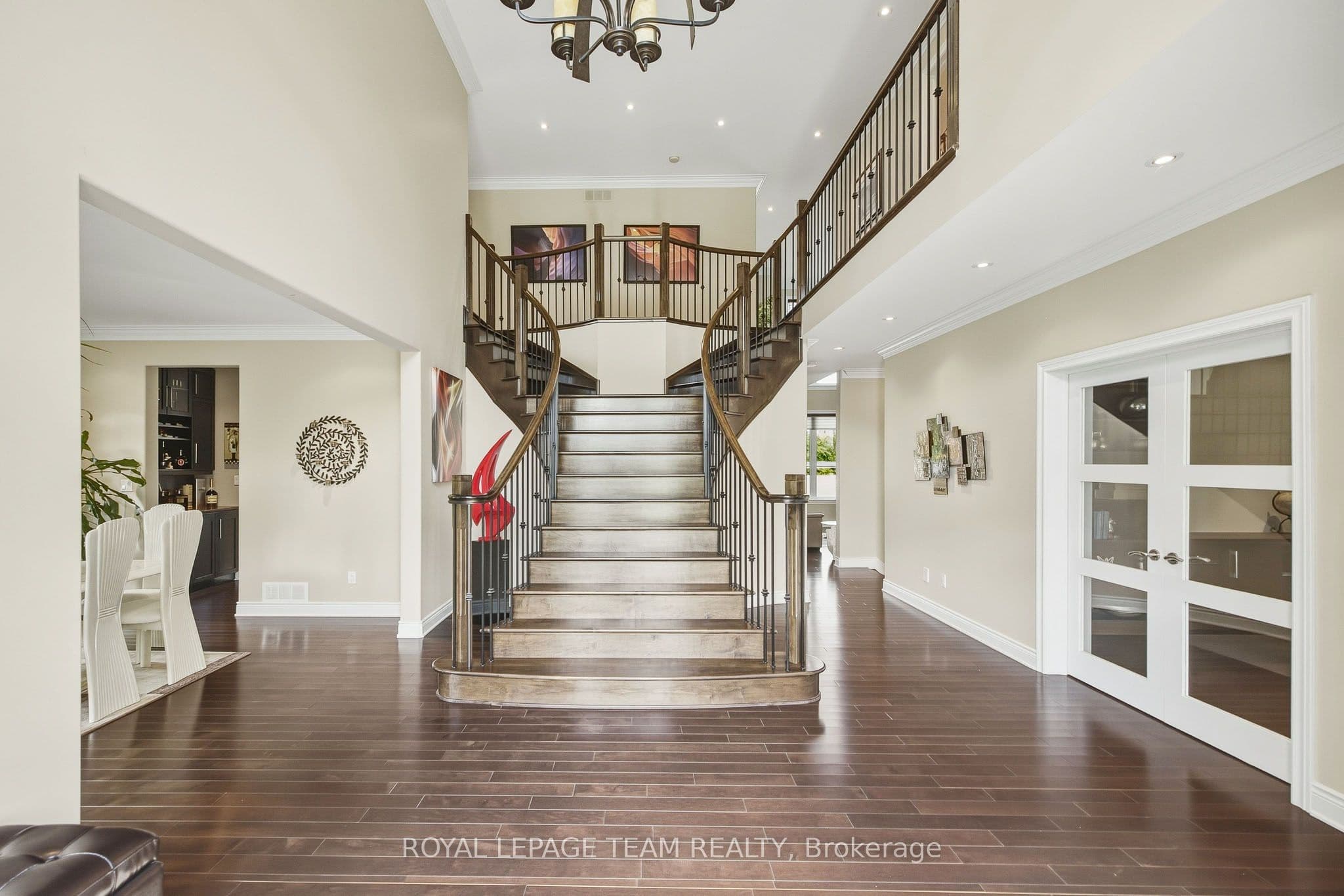 1419 Balmoral Drive, Blossom Park - Airport and Area, ON K1V 1E2