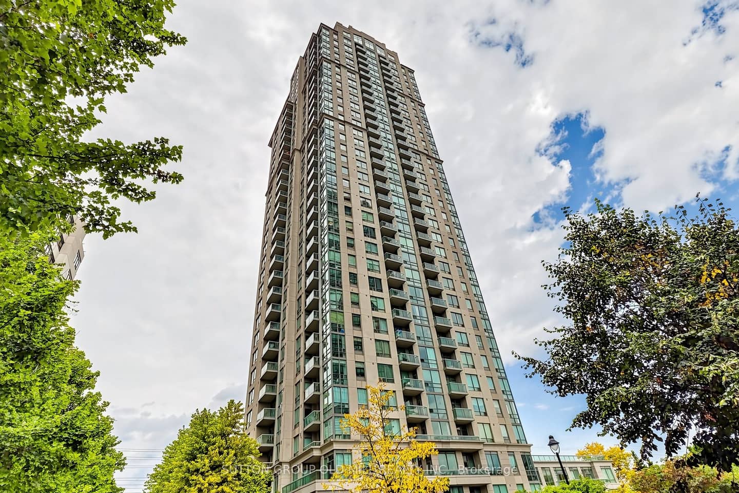 3504 Hurontario Street 3109, Mississauga, ON L5B 0B9