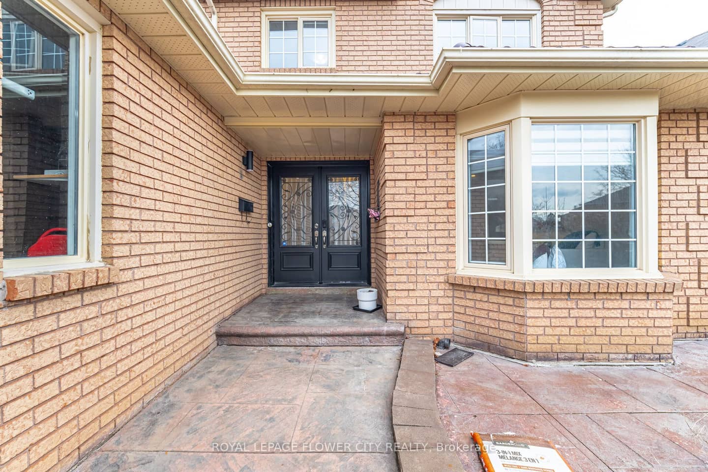 47 Burgby Avenue, Brampton, ON L6X 2G7