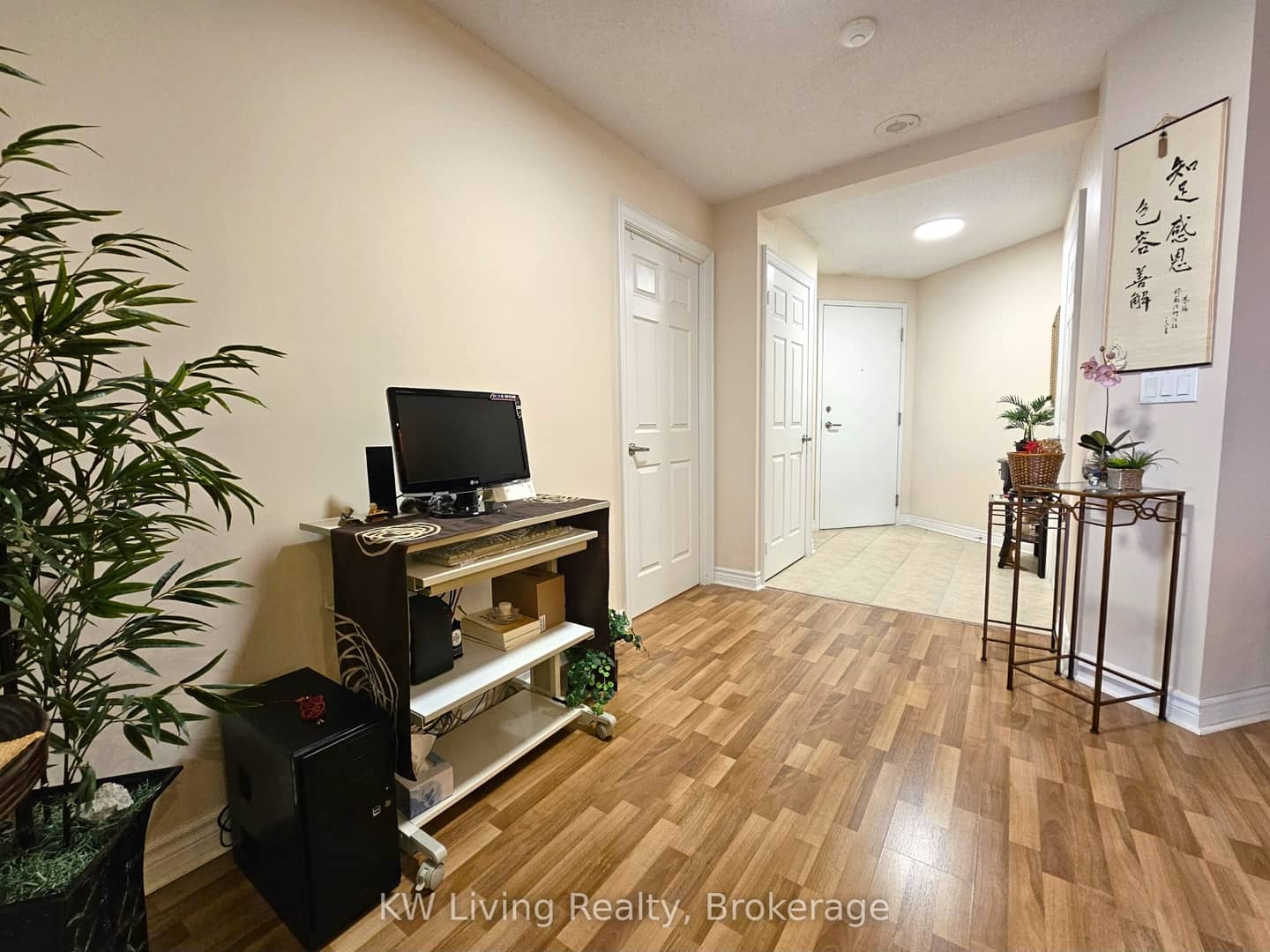 33 Cox Boulevard 1117, Markham, ON L3R 8A6
