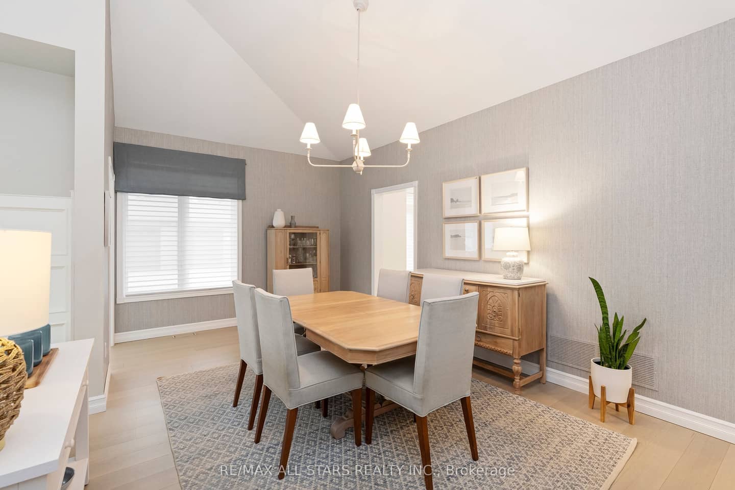 24 Sandpiper Key Way, Markham, ON L6E 1B4