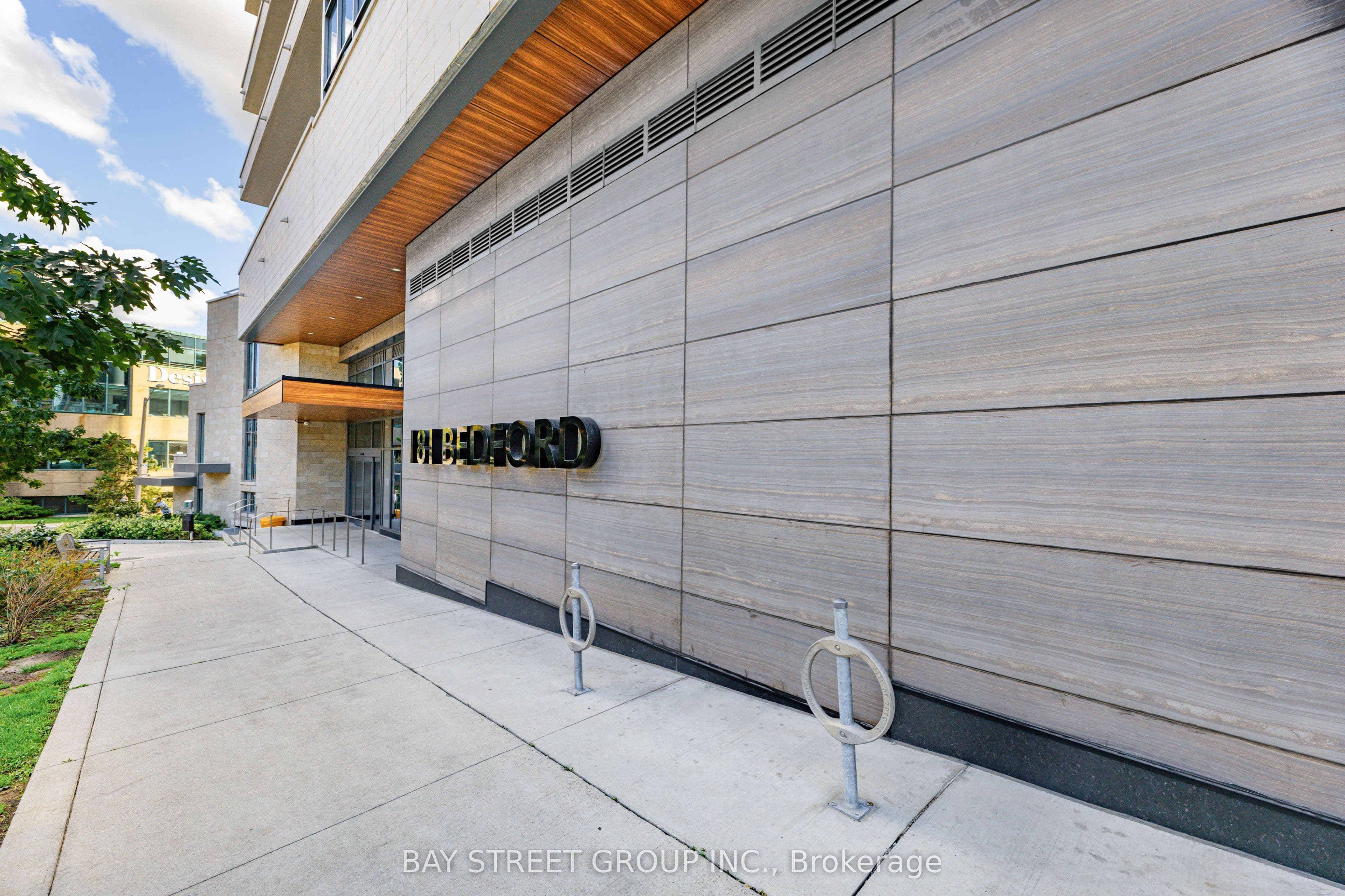 181 Bedford Road 203, Toronto, ON M5R 0C2
