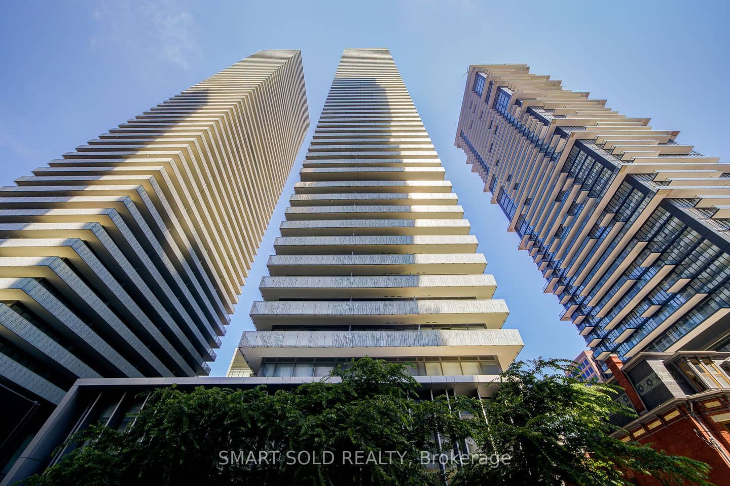 50 Charles Street E 2909, Toronto, ON M4Y 0C3