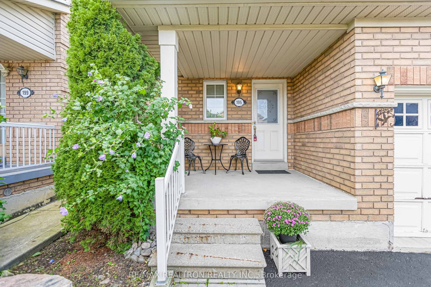 195 Kale Crescent, Vaughan, ON L6A 3R2