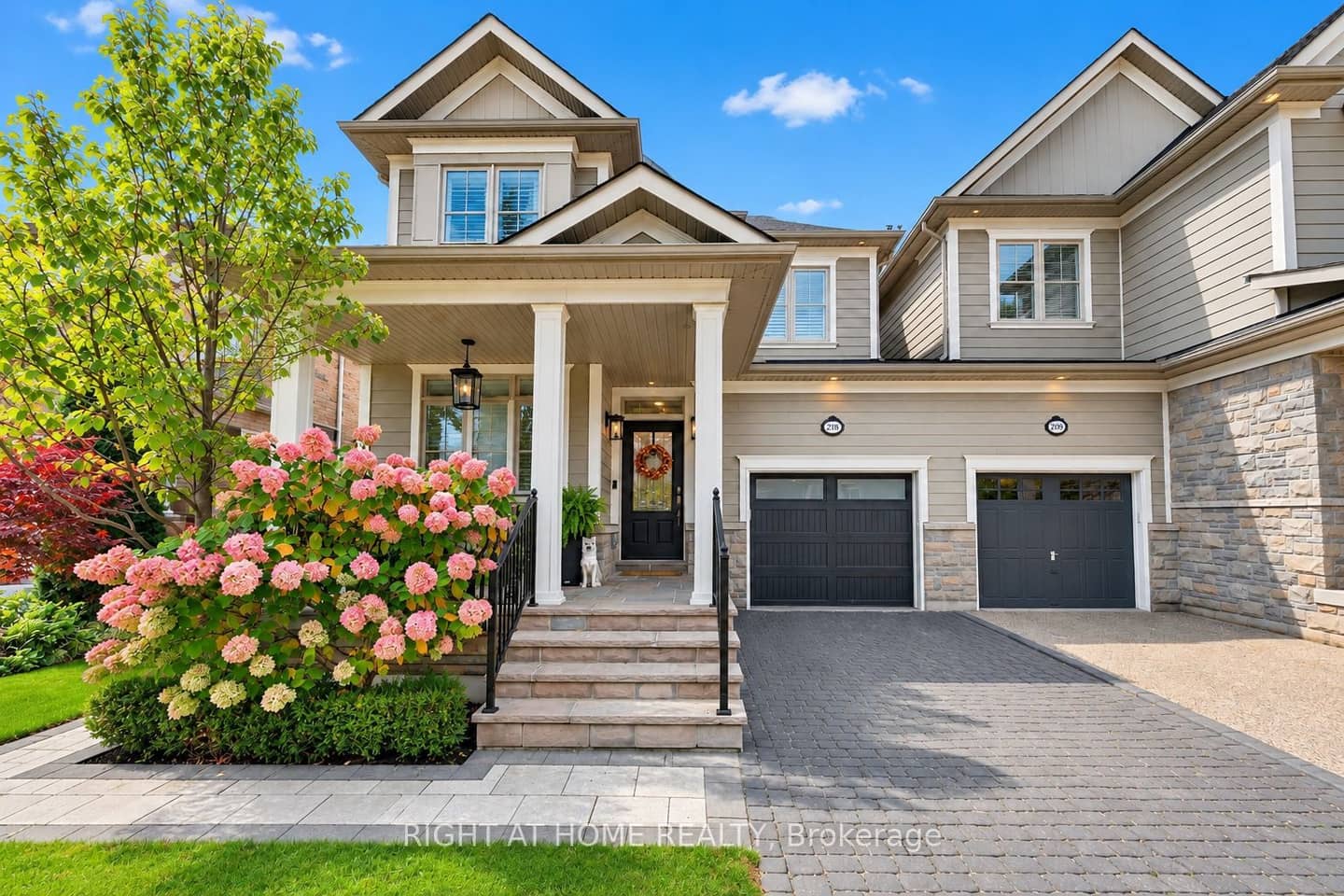 211 Holloway Terrace, Milton, ON L9T 0R8