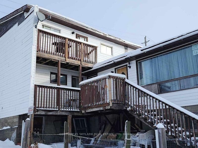 43 Duncan Avenue S, Kirkland Lake, ON P2N 1X8