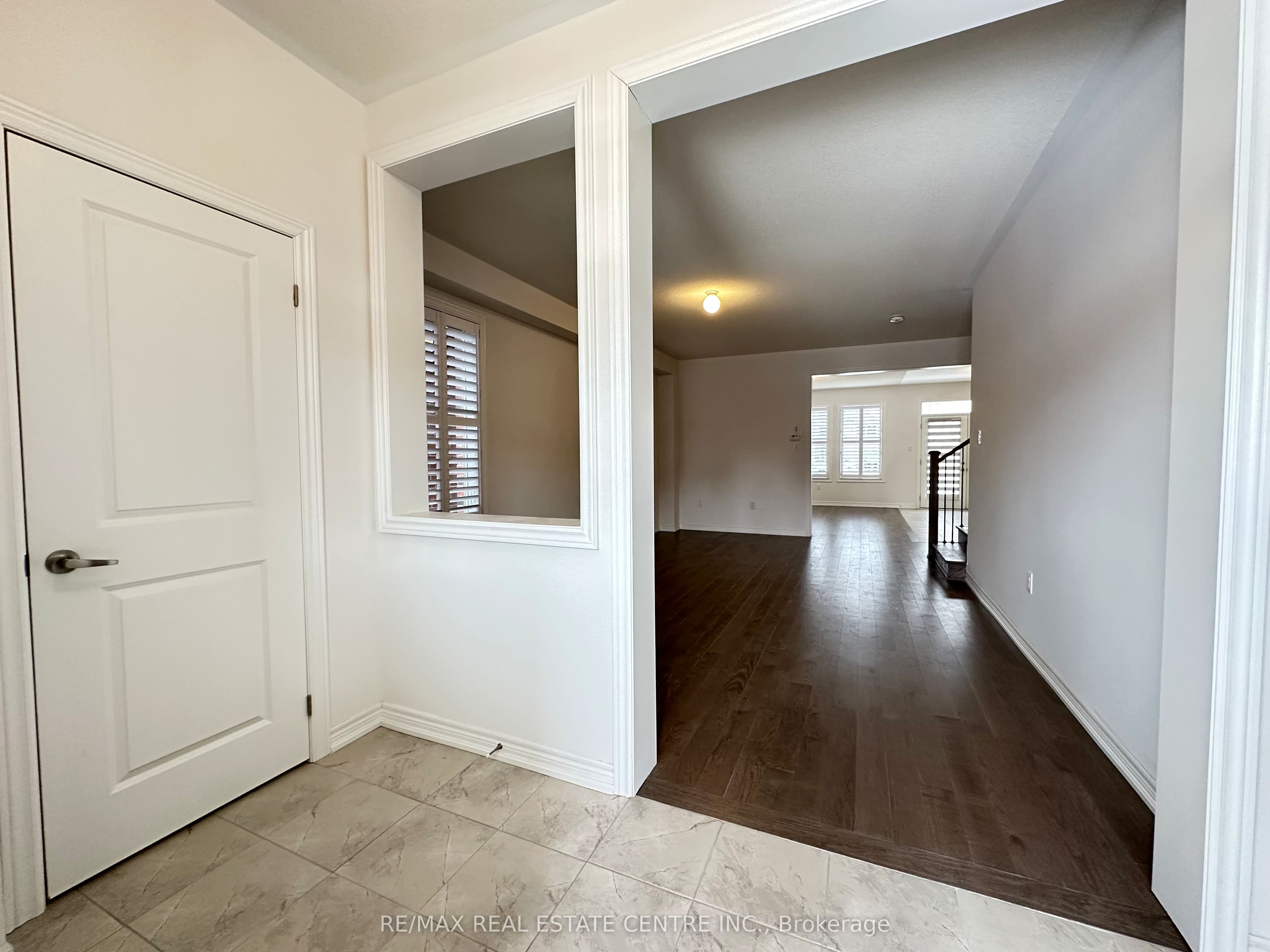 70 Wakefield Boulevard, Essa, ON L3W 0L9