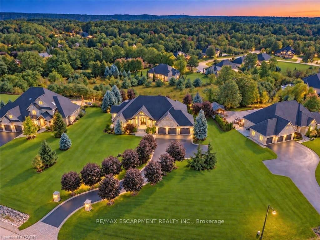 125 Stokes Trail, Milton, ON L0P 1B0