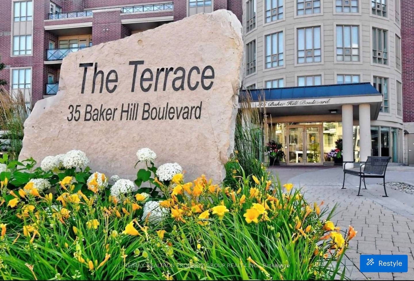 35 Baker Hill Boulevard W 309, Whitchurch-Stouffville, ON L4A 1P8