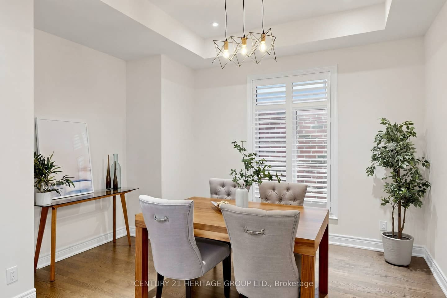 34 Micklefield Avenue, Whitby, ON L1P 0C3