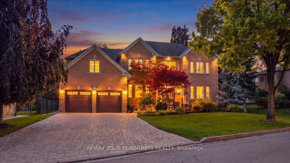 250 Roselawn Drive, Vaughan, ON L4H 1A2