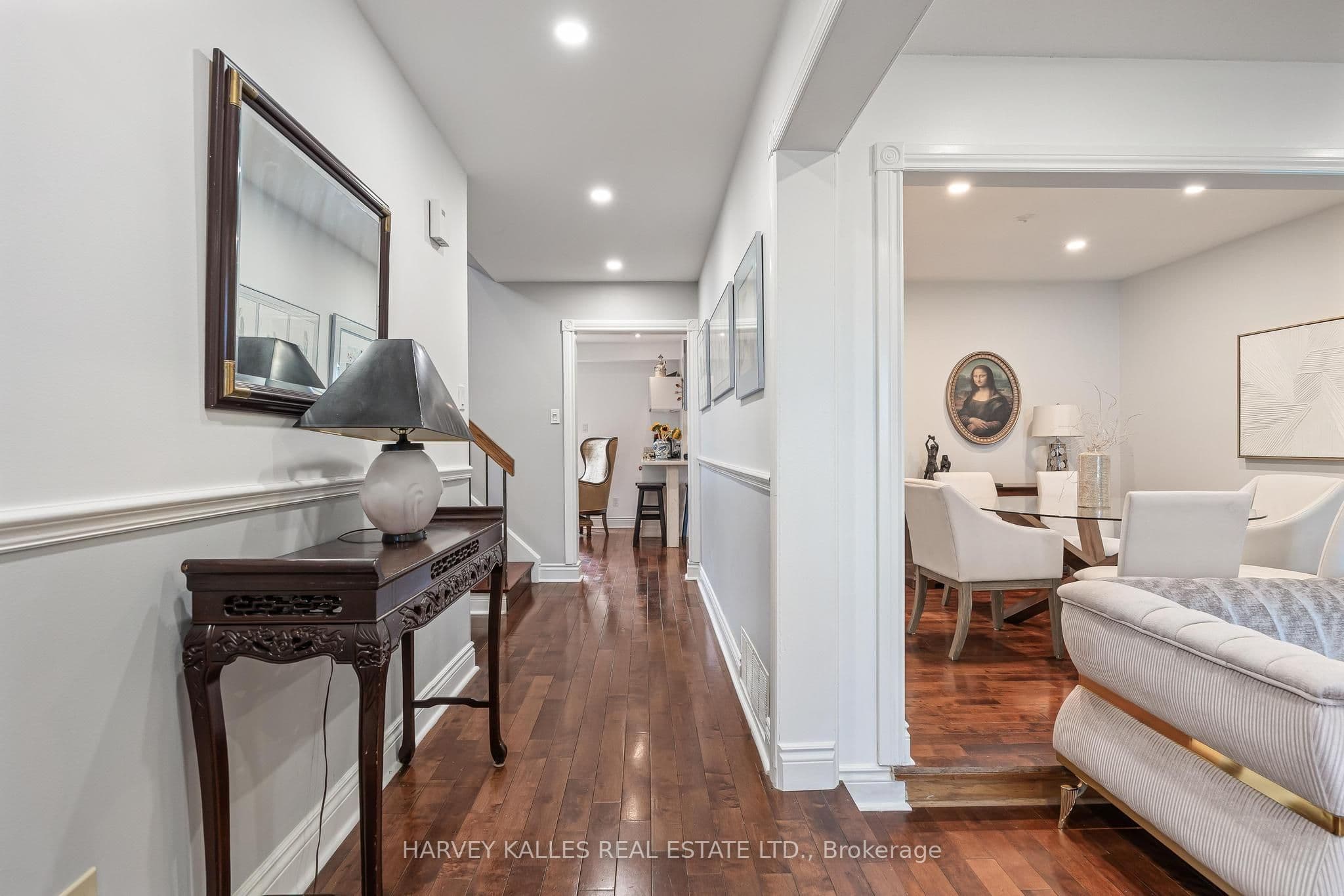 221 Snowshoe Crescent, Markham, ON L3T 4N2