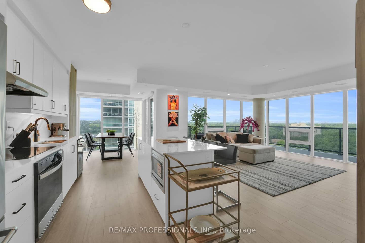 1035 Southdown Road 1402, Mississauga, ON L5J 0A2