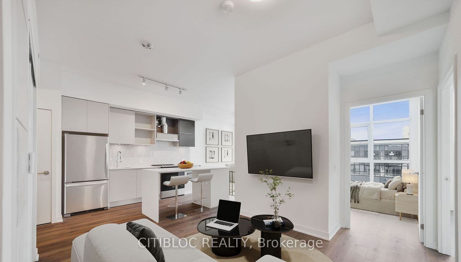 405 Dundas Street W PH09, Oakville, ON L6M 5P9