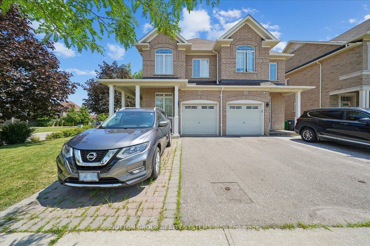 3348 Sunlight Street, Mississauga, ON L5M 0G8