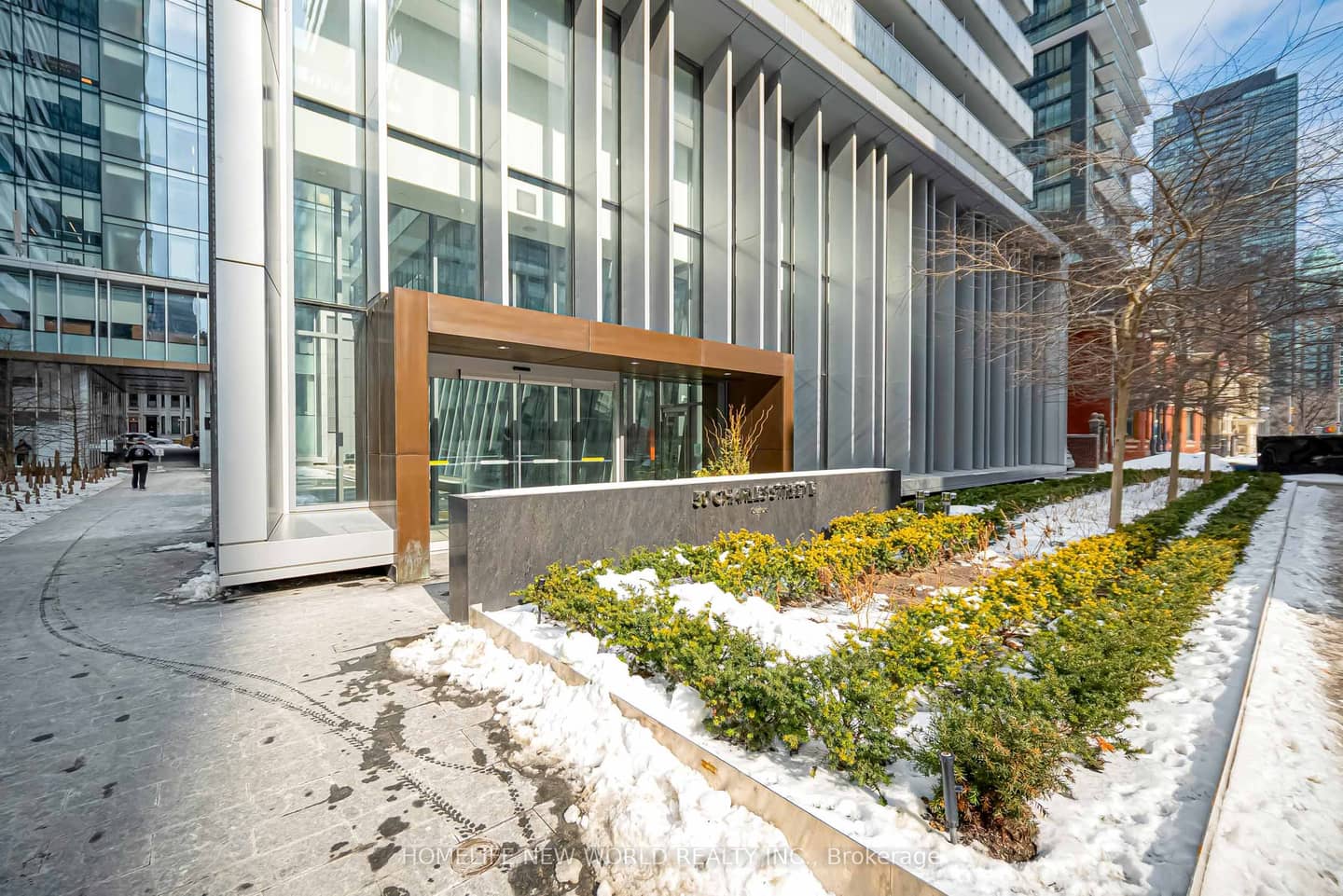 50 Charles Street E 1103, Toronto, ON M4Y 0C4