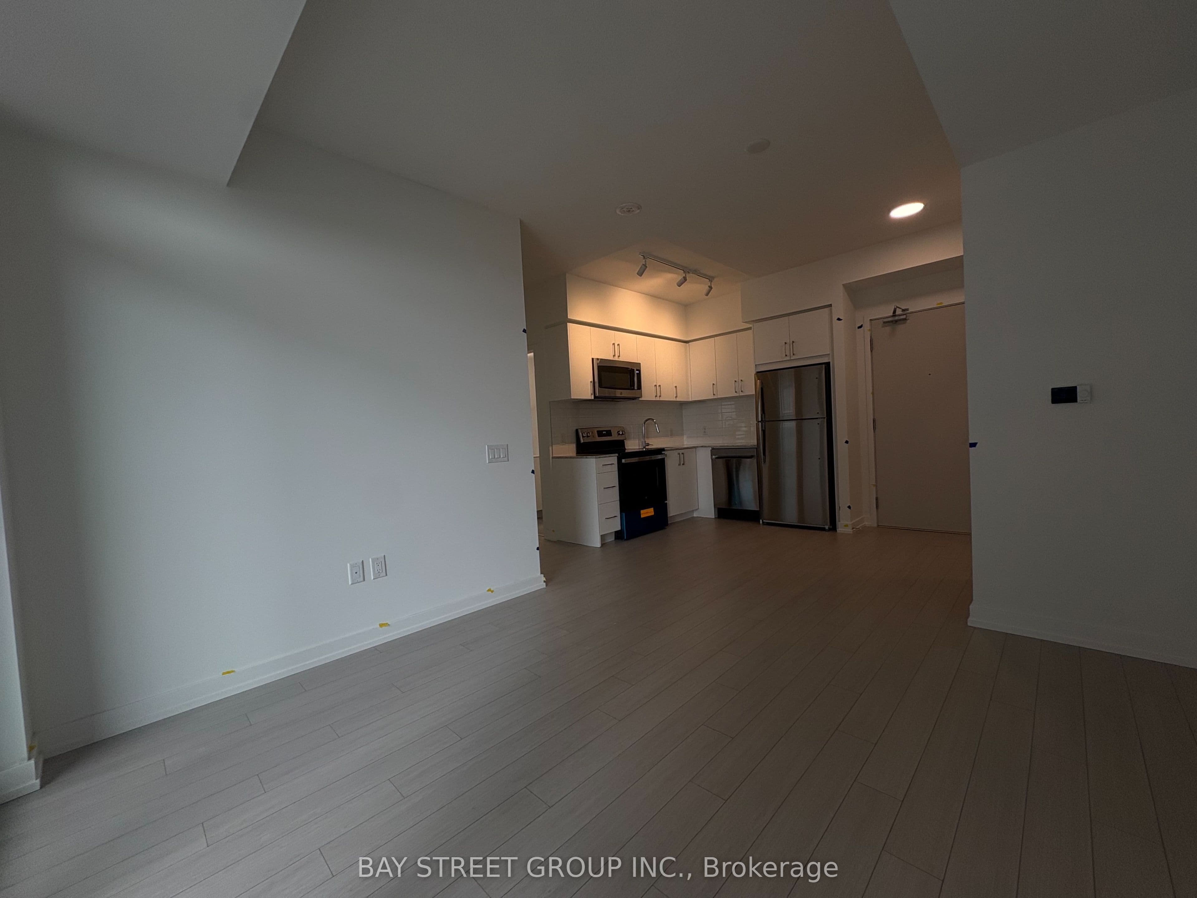 4010 Eglinton Avenue W 2322, Toronto, ON M9A 0G5