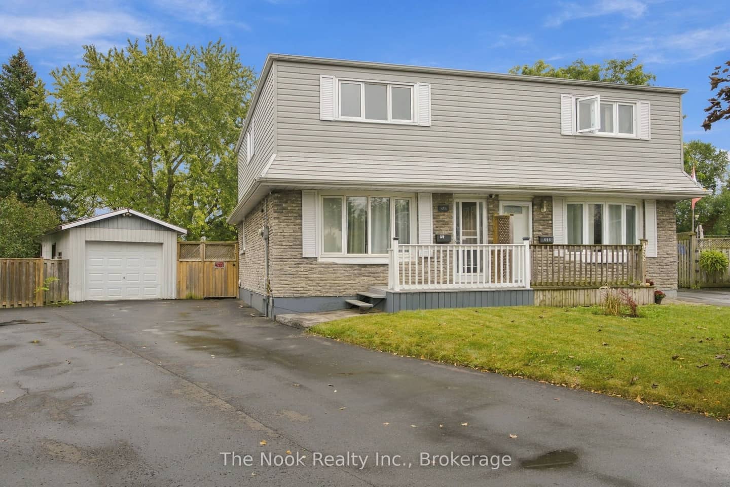 456 Harcourt Drive, Oshawa, ON L1H 6V6