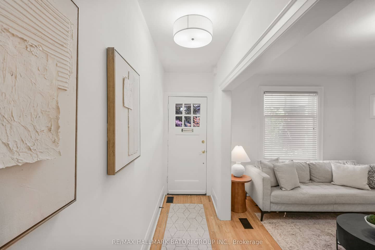 104 Orchard View Boulevard, Toronto, ON M4R 1C2
