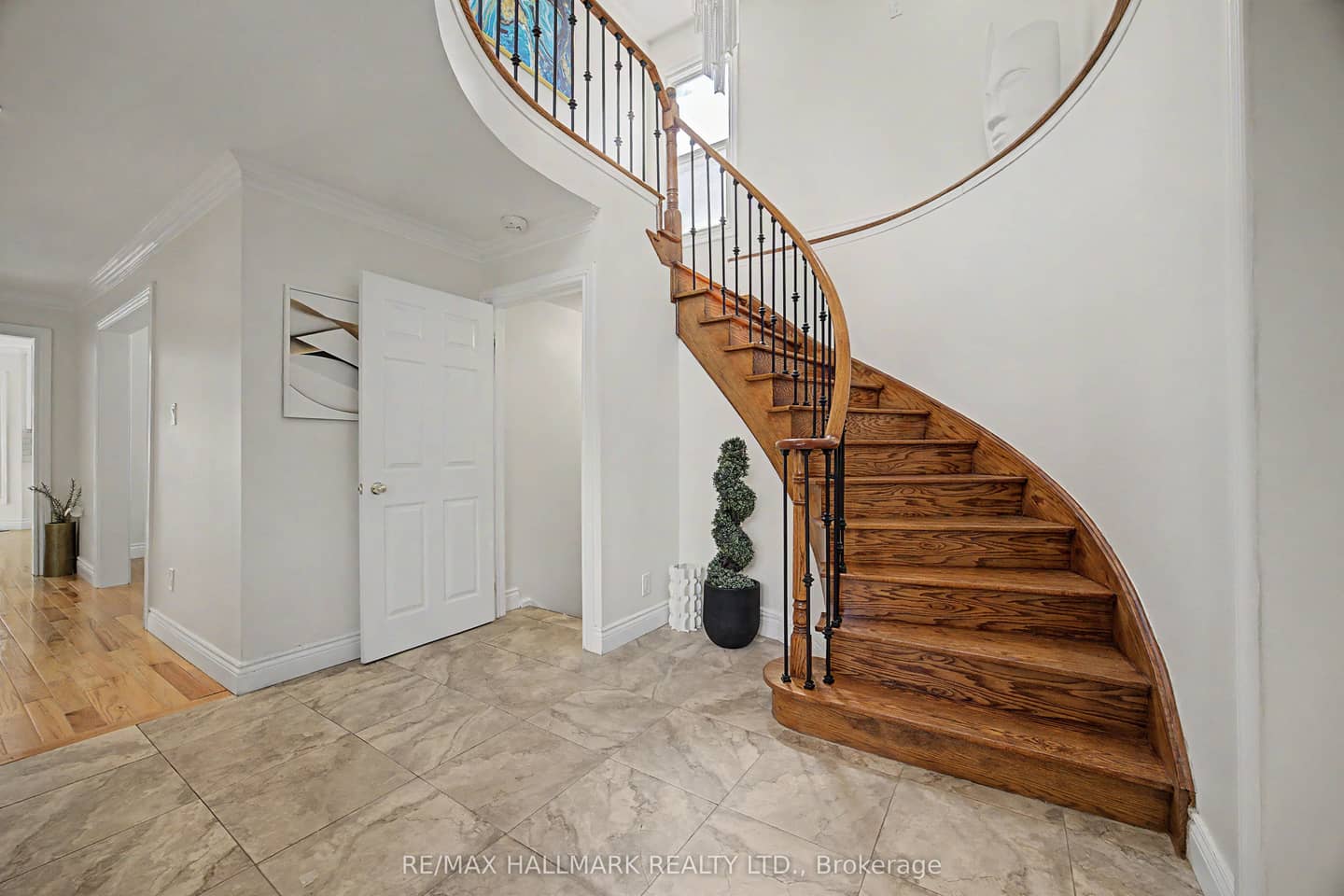 329 Kingsbridge Garden Circle, Mississauga, ON L5R 1K9