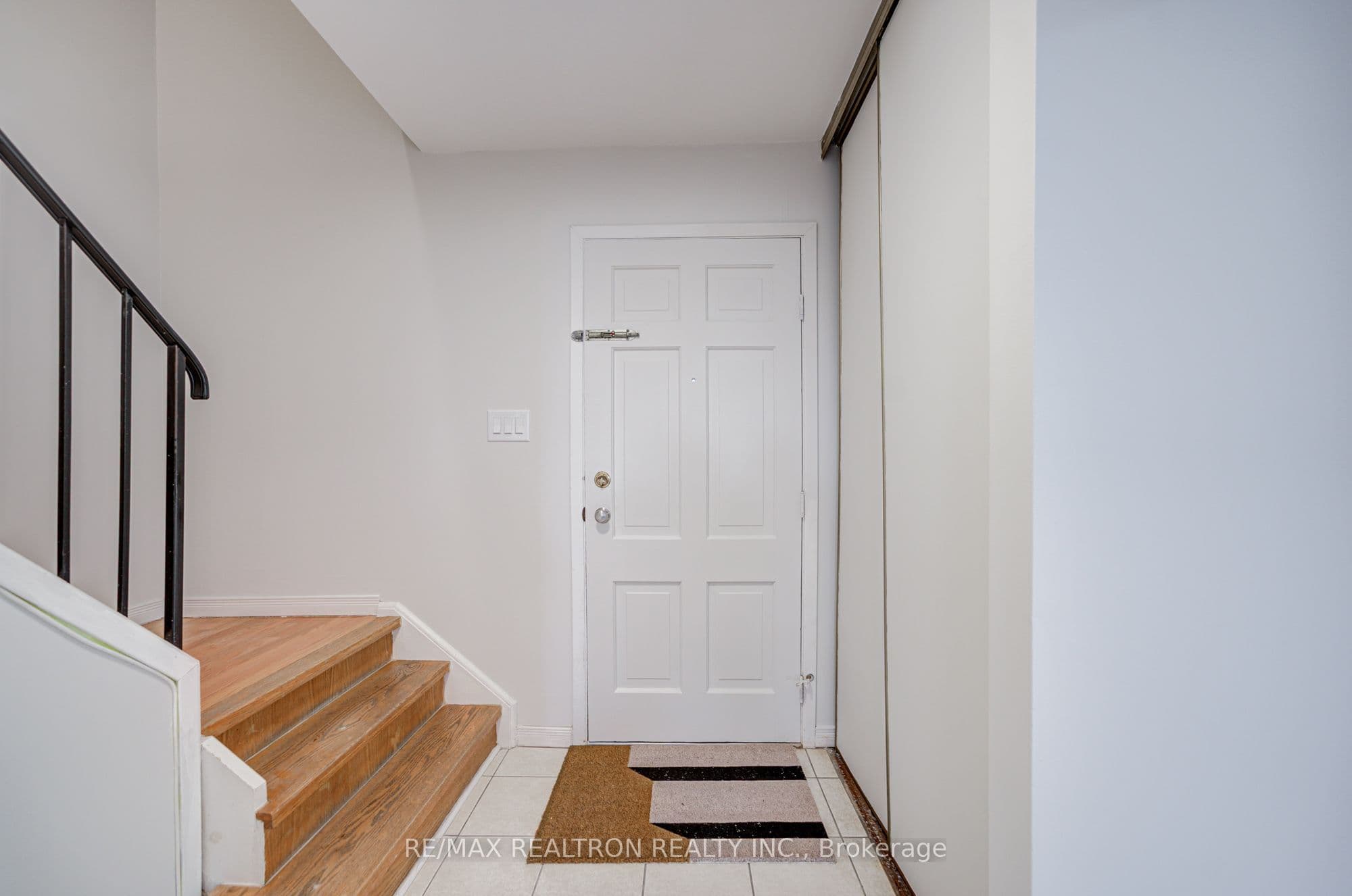 2550 Birchmount Road 20, Toronto, ON M1T 2M5