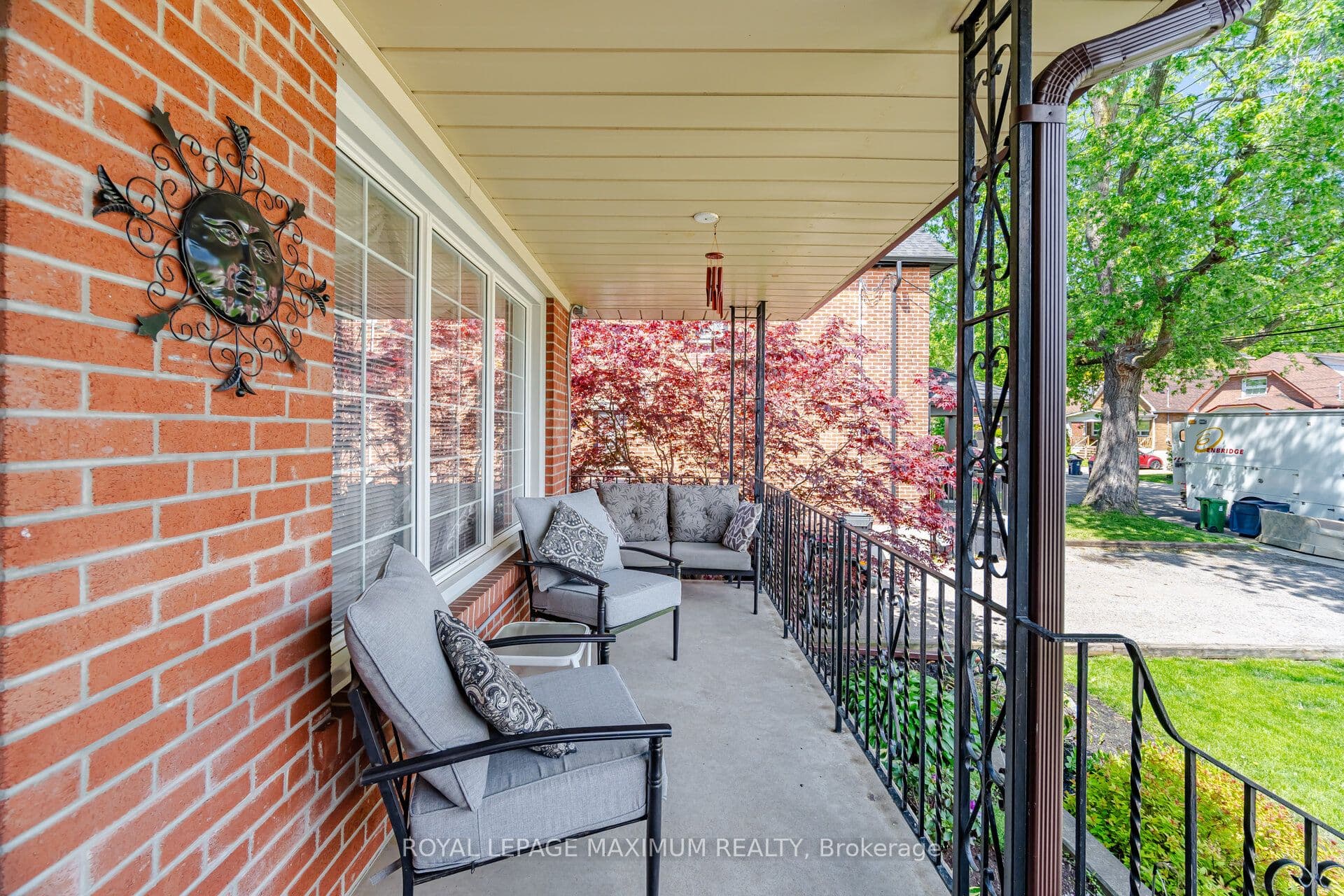 255 John Street, Toronto, ON M9N 1K1