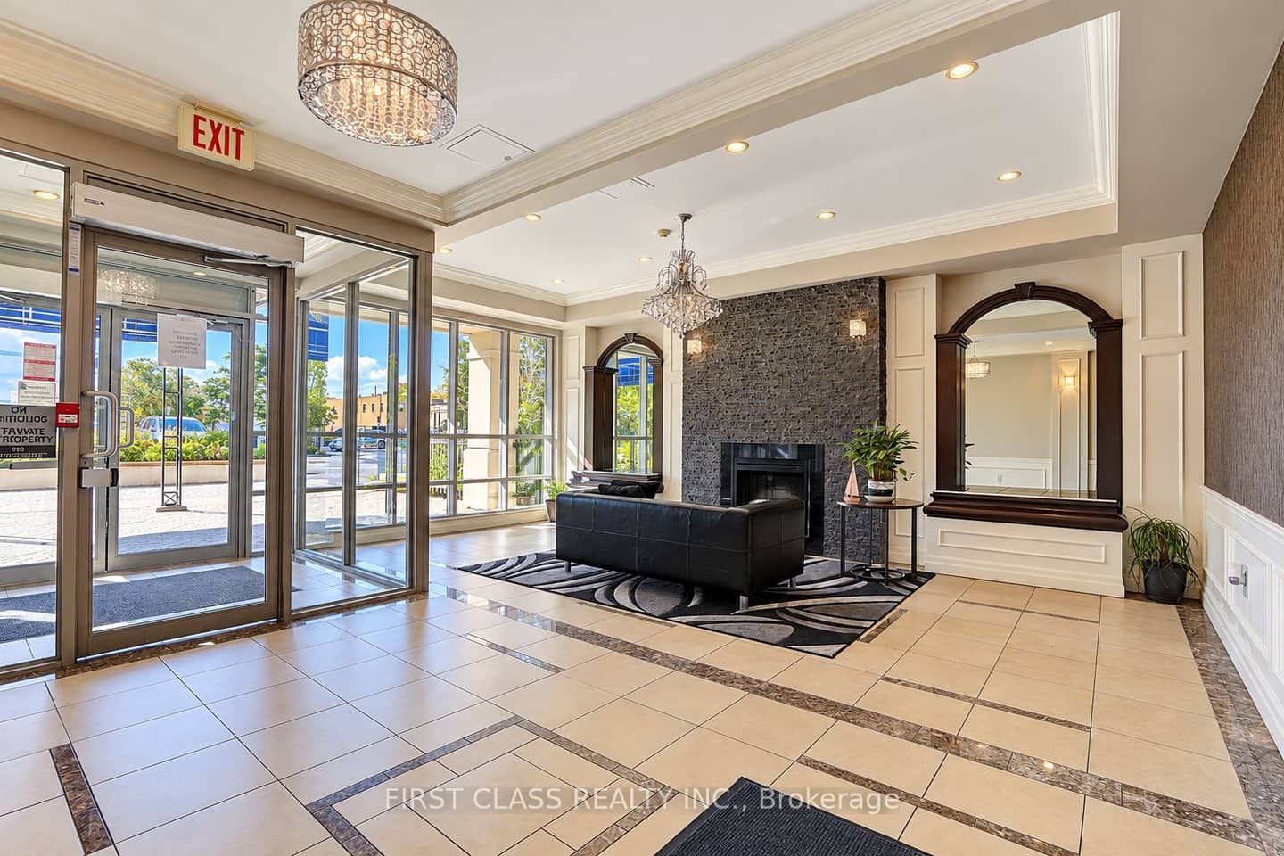 777 Steeles Avenue W 204, Toronto, ON M2R 3Y4