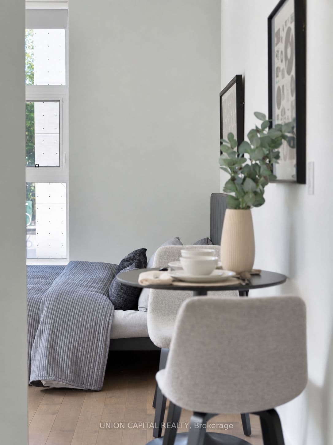 10 Willison Square 202, Toronto, ON M5T 0A8