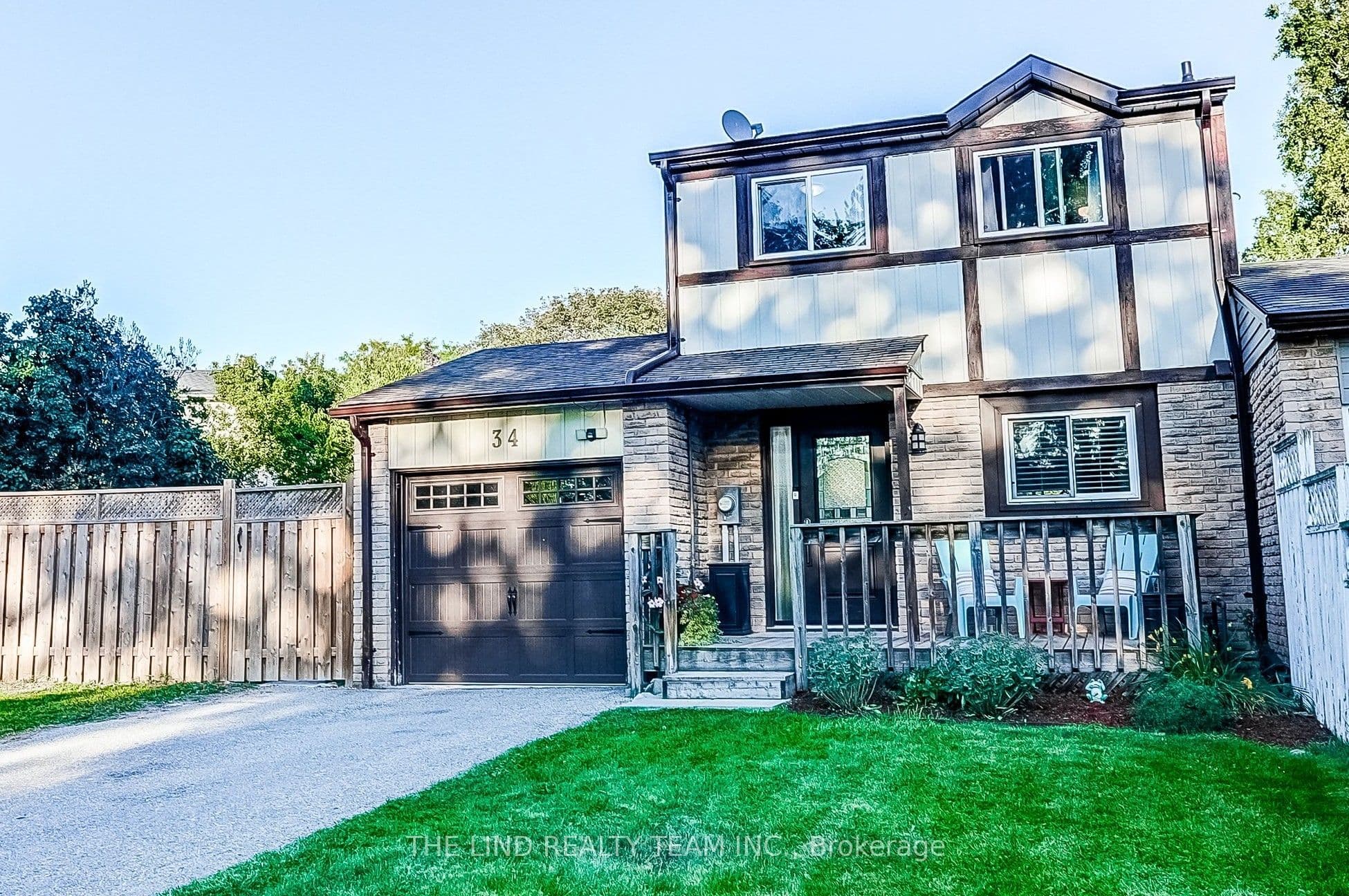 34 Banner Crescent, Ajax, ON L1S 3S9