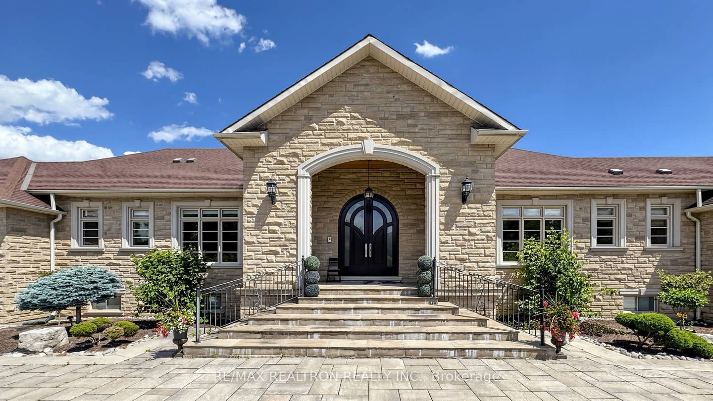 45 Greenan Road, Whitchurch-Stouffville, ON L4A 7X4