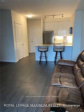 50 Thomas Riley Road 819, Toronto, ON M9B 0C1
