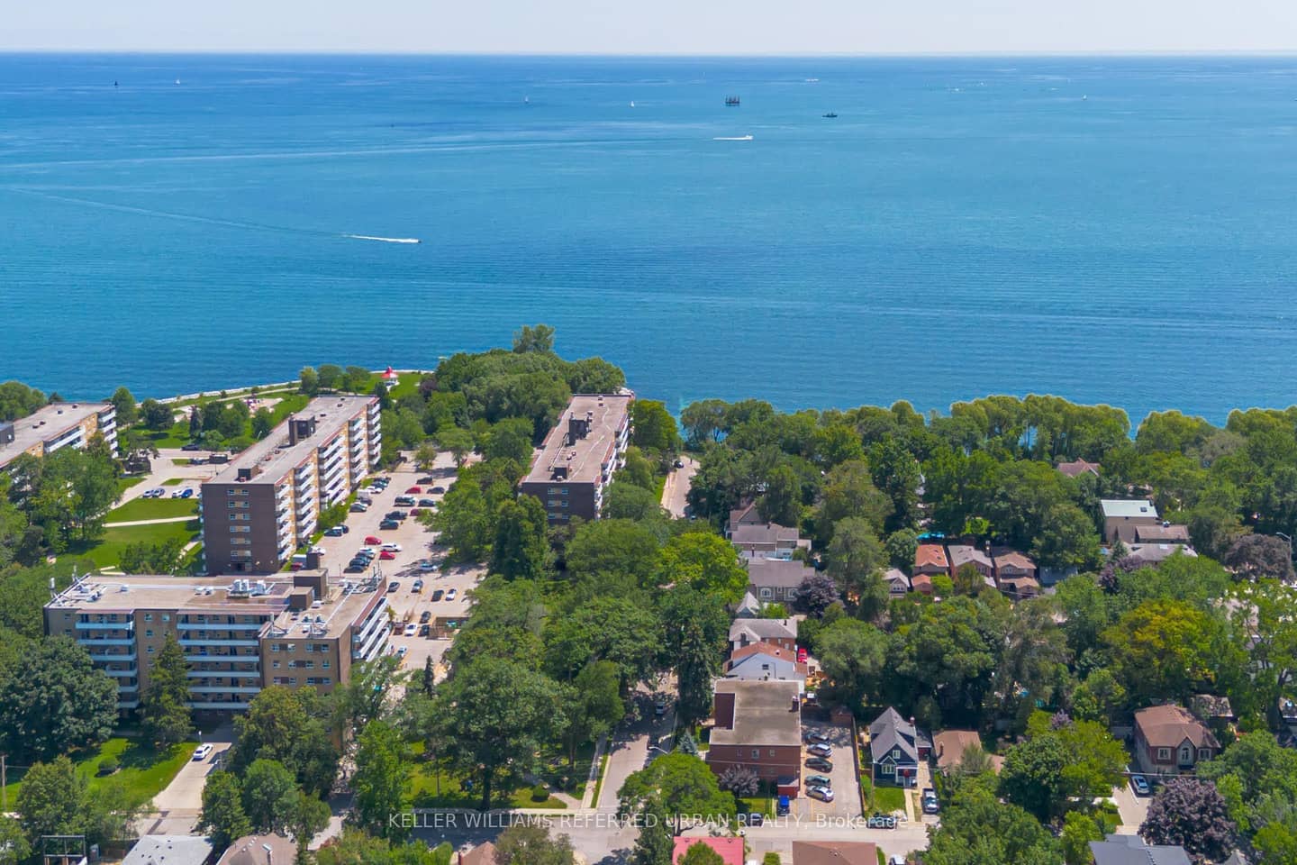 22 Long Branch Avenue, Toronto, ON M8W 3H6