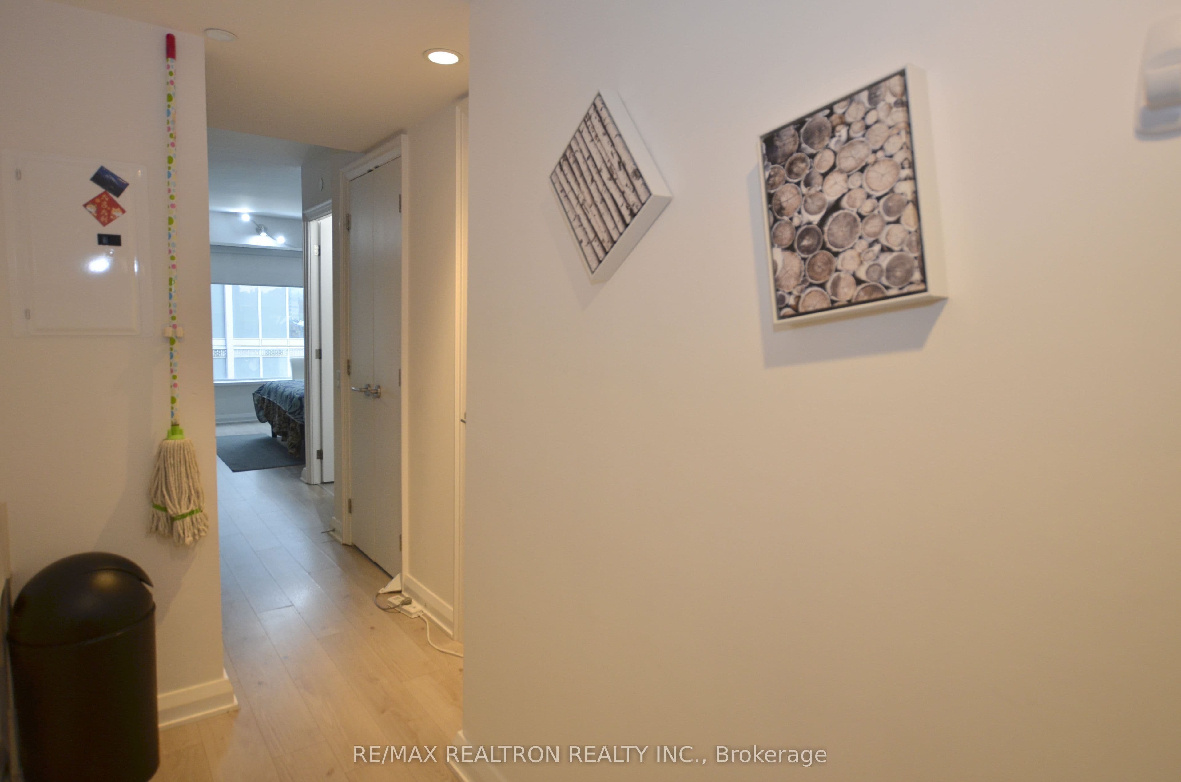 155 Yorkville Avenue 713, Toronto, ON M5R 0B4