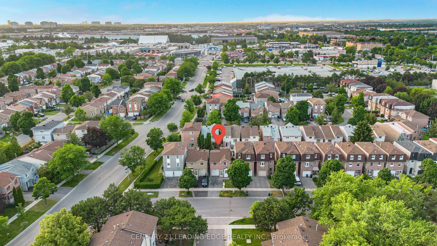5 Kimbercroft Court, Toronto, ON M1S 4V6