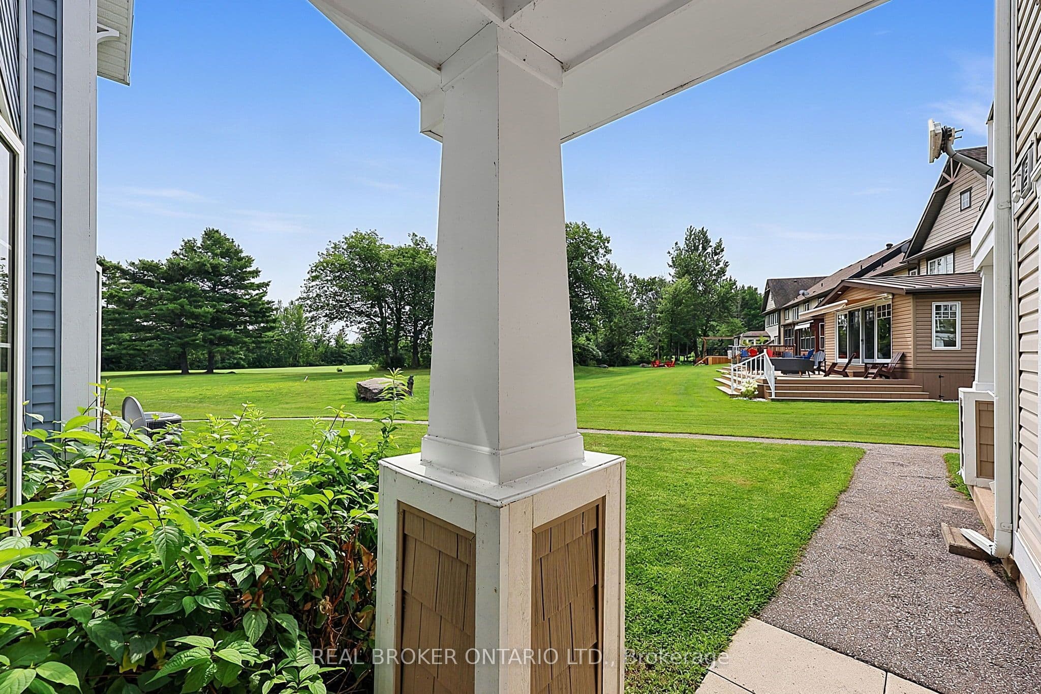 11 Carnoustie Lane, Georgian Bay, ON L0K 1S0