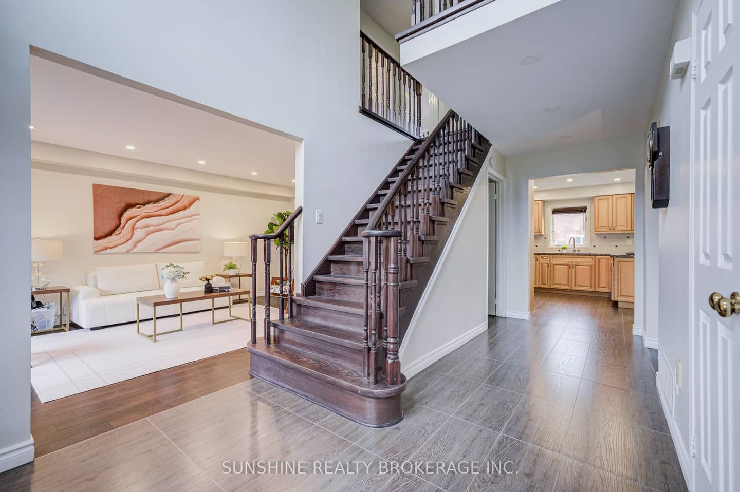 23 Parsborough Court, Toronto, ON M1B 4Y2