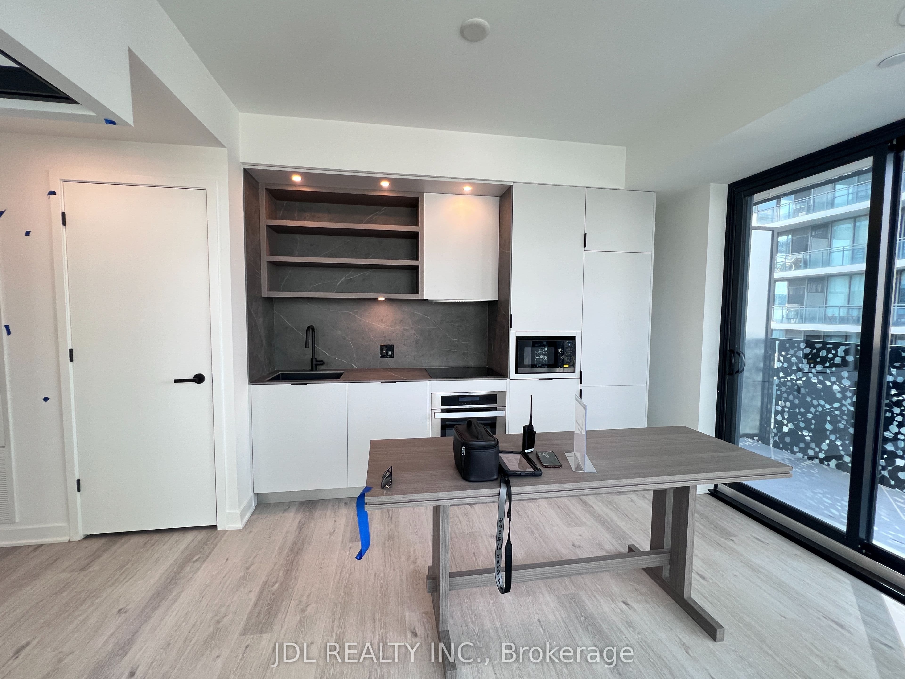 55 Charles Street E 4009, Toronto, ON M4Y 0J1