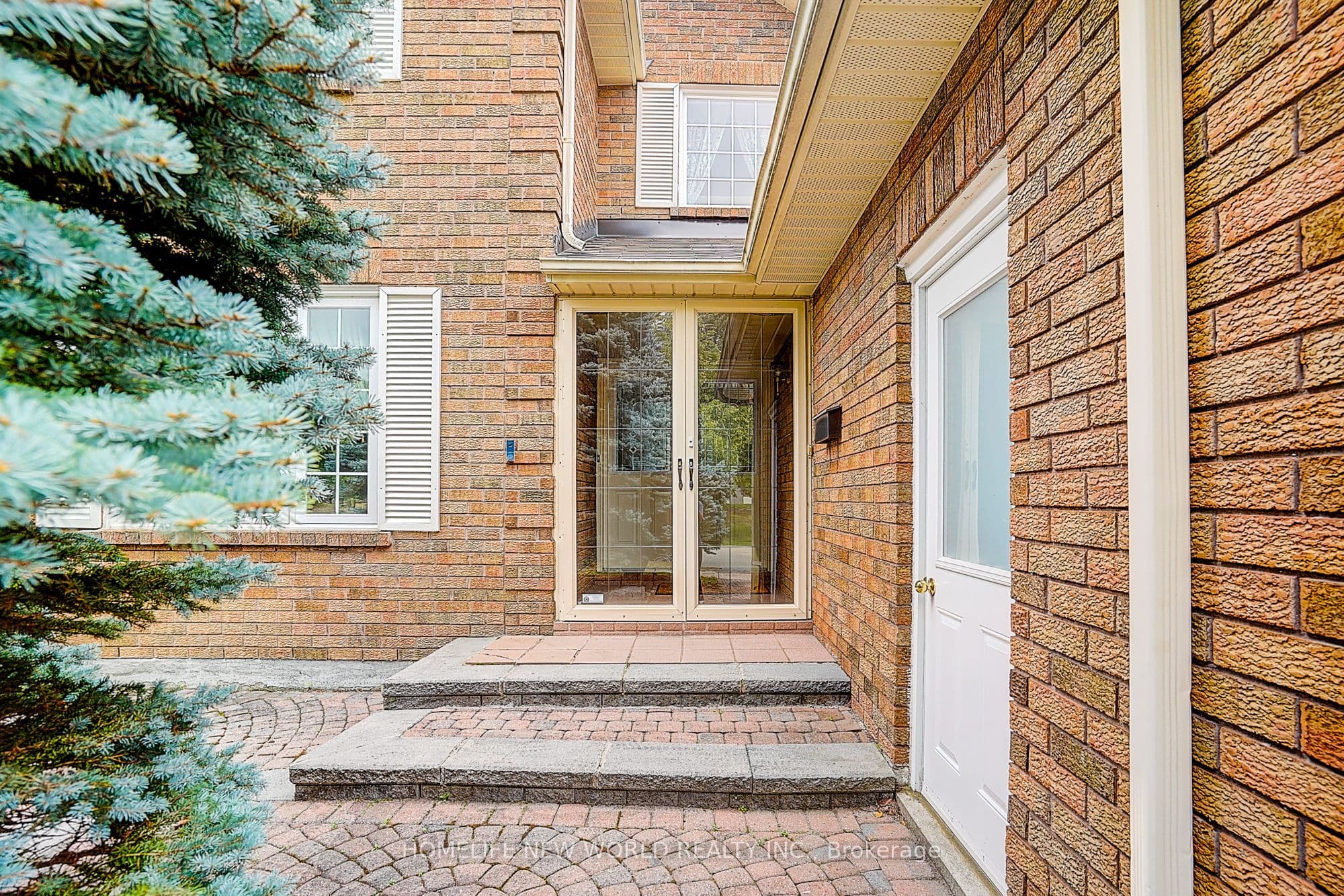 51 Leighland Drive, Markham, ON L3R 7R8