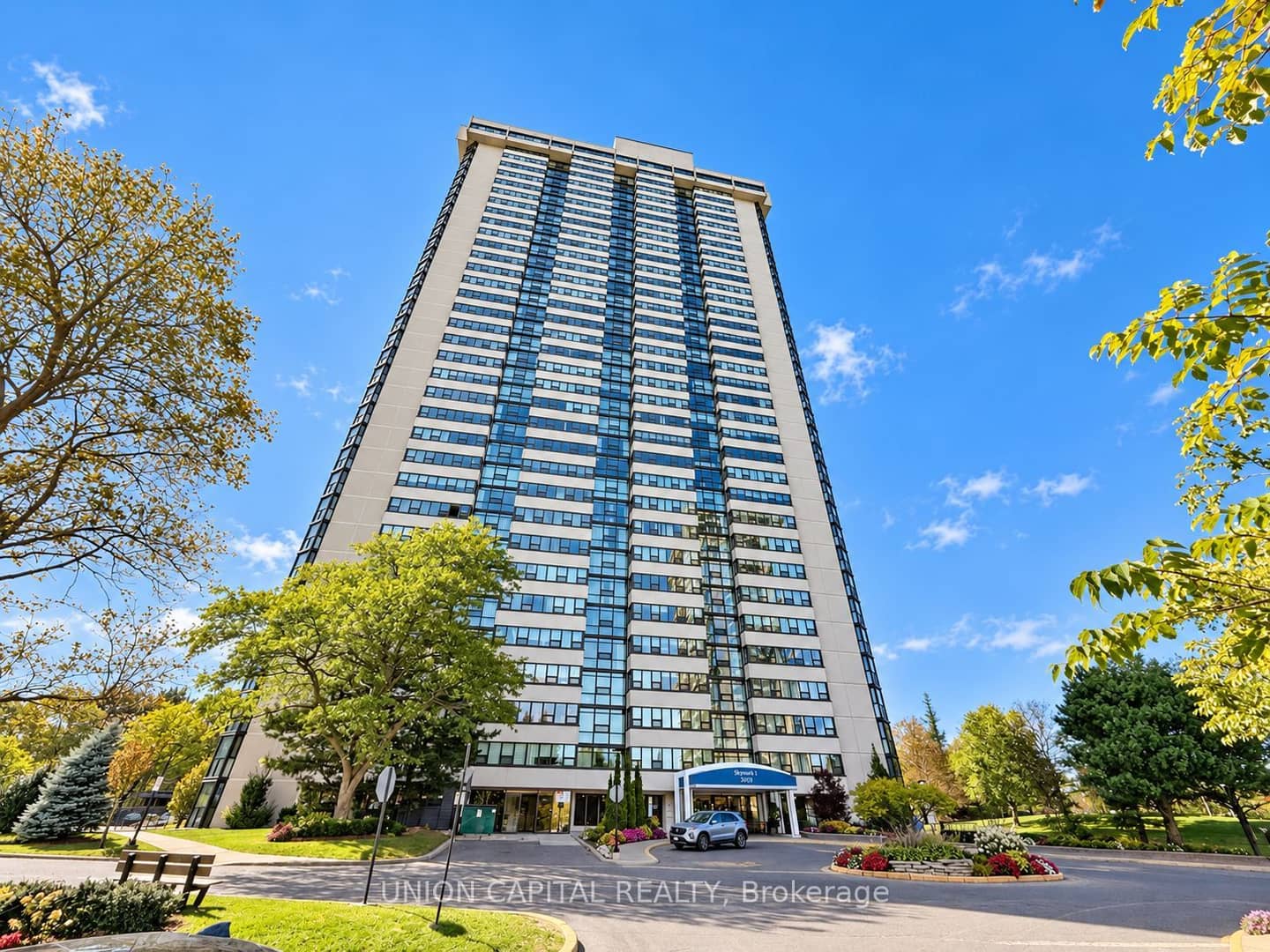 3303 Don Mills Road 1402, Toronto, ON M2J 4T6
